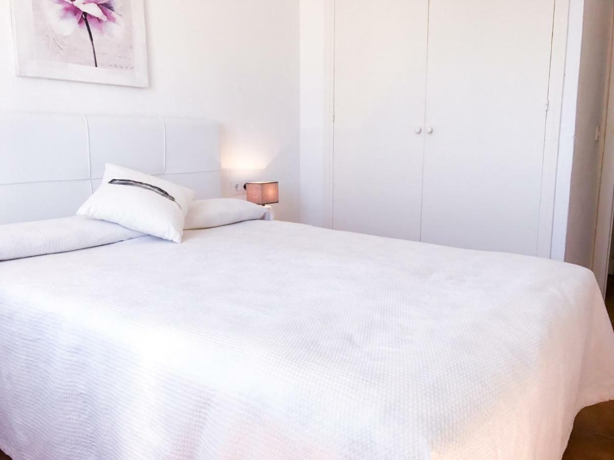 Vistas Al Mar Y La Piscina Apartment อาเรนาล เดน กาสเตล ภายนอก รูปภาพ